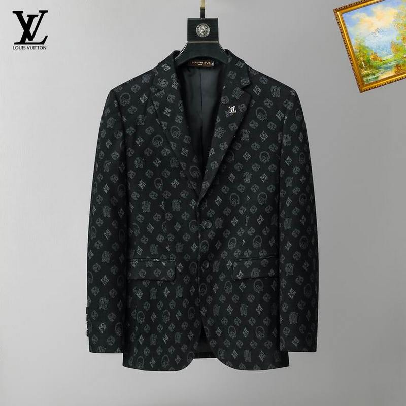 LV Men's Outwear 153